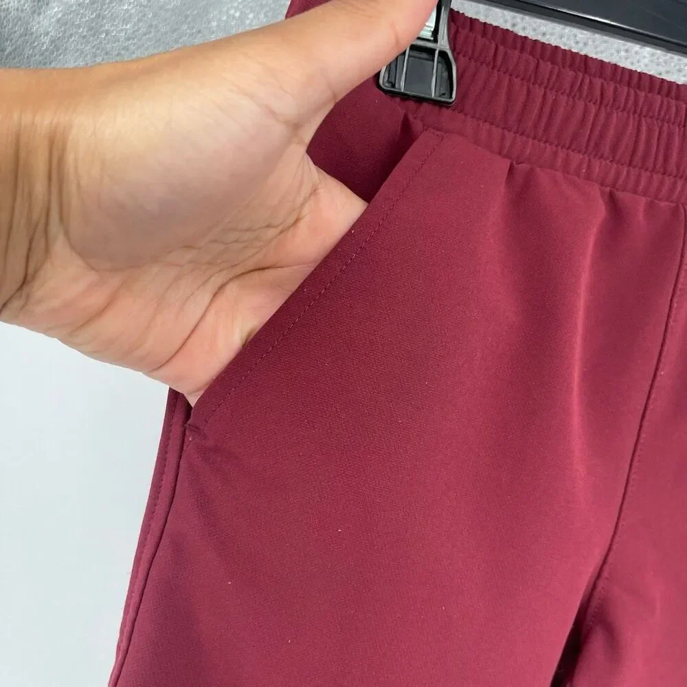 Old Navy Girls StretchTech Cargo Pants Size 8 Scarlet Oak Tapered Performance